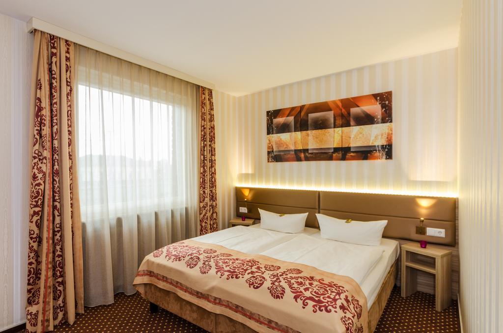 לרטה Hotel Alte Post מראה חיצוני תמונה